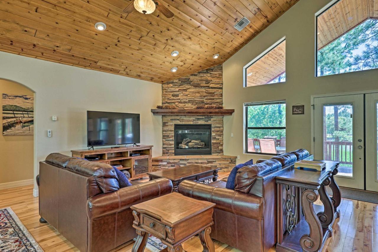 Serene Lakeside Cabin With Decks And Edler Lake Views! Pinetop-Lakeside Kültér fotó